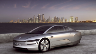 Illustration for article titled VW Tests 261 MPG Diesel Hybrid, GM Wants A Paint Shop, And Clint Goes Rambling